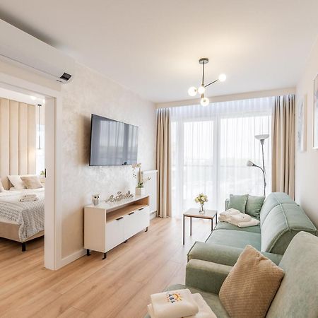 Laba Kolobrzeg Apartamenty Kasprowicza 20C Parking Basen Fitness Bawialnia W Cenie, Parkplatz Schwimmbad Fitness Spielzimmer Im Preis Bagian luar foto